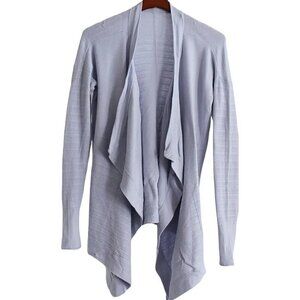 Lululemon - Find Your Calm Wrap in Serene Blue - sz Med/Large, for Travel